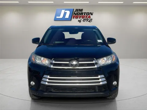 Photos of 2019 Toyota Highlander XLE for sale in Oklahoma City, OK at Jim Norton Toyota Of OKC