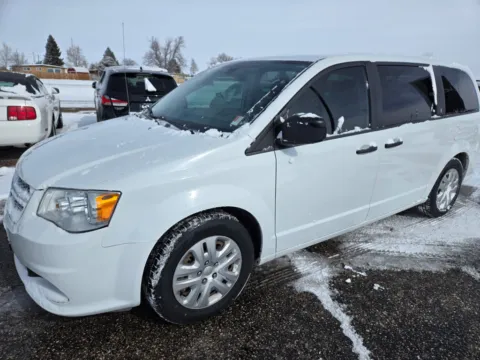 White 2020 Dodge Grand Caravan SE for sale in Cheyenne, WY