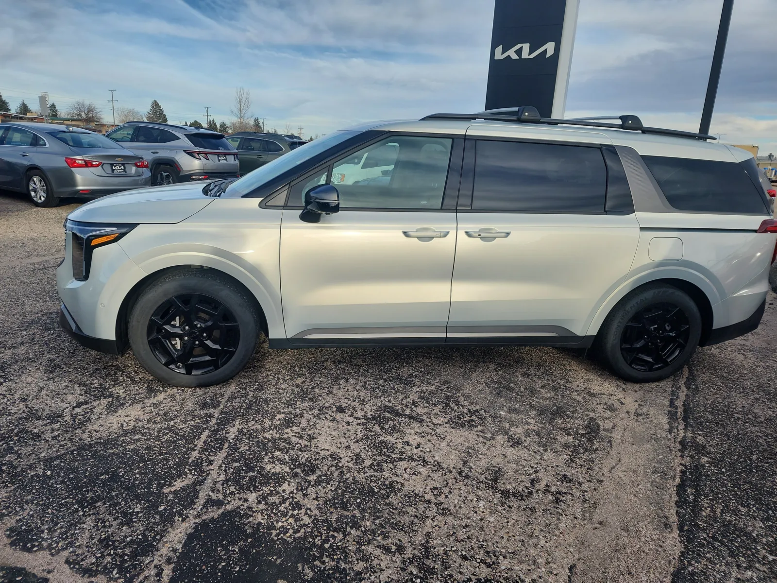 2025 Kia Carnival SX Prestige's photo