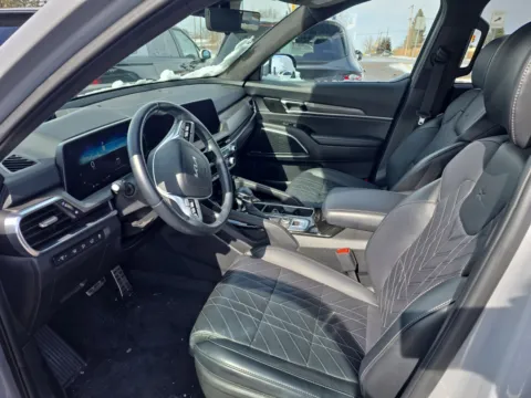 More photos of 2025 Kia Telluride SX-Prestige X-Line at Kia of Cheyenne, WY