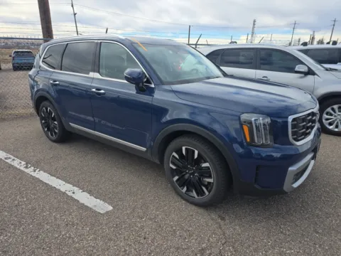Photos of 2023 Kia Telluride SX Prestige for sale in Cheyenne, WY at Kia of Cheyenne