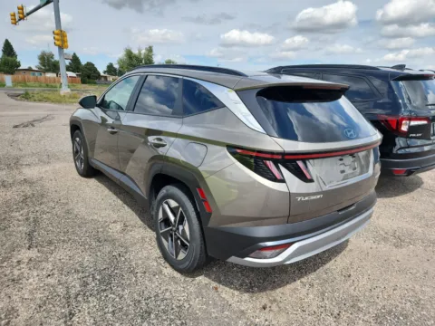More photos of 2025 Hyundai Tucson Hybrid SEL Convenience at Kia of Cheyenne, WY