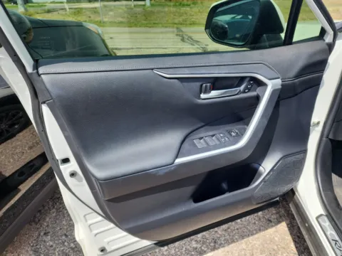 More photos of 2022 Toyota RAV4 Hybrid Limited at Kia of Cheyenne, WY