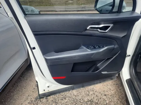 More photos of 2023 Kia Sportage Hybrid LX at Kia of Cheyenne, WY