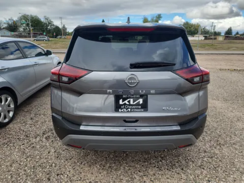 More photos of 2023 Nissan Rogue SV at Kia of Cheyenne, WY