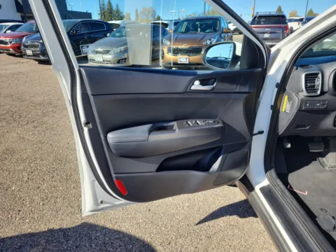 More photos of 2022 Kia Sportage LX at Kia of Cheyenne, WY
