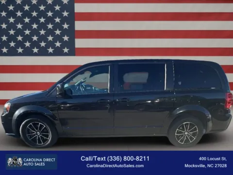 Black 2018 Dodge Grand Caravan Passenger SE Plus Minivan 4D for sale in Mocksville, NC