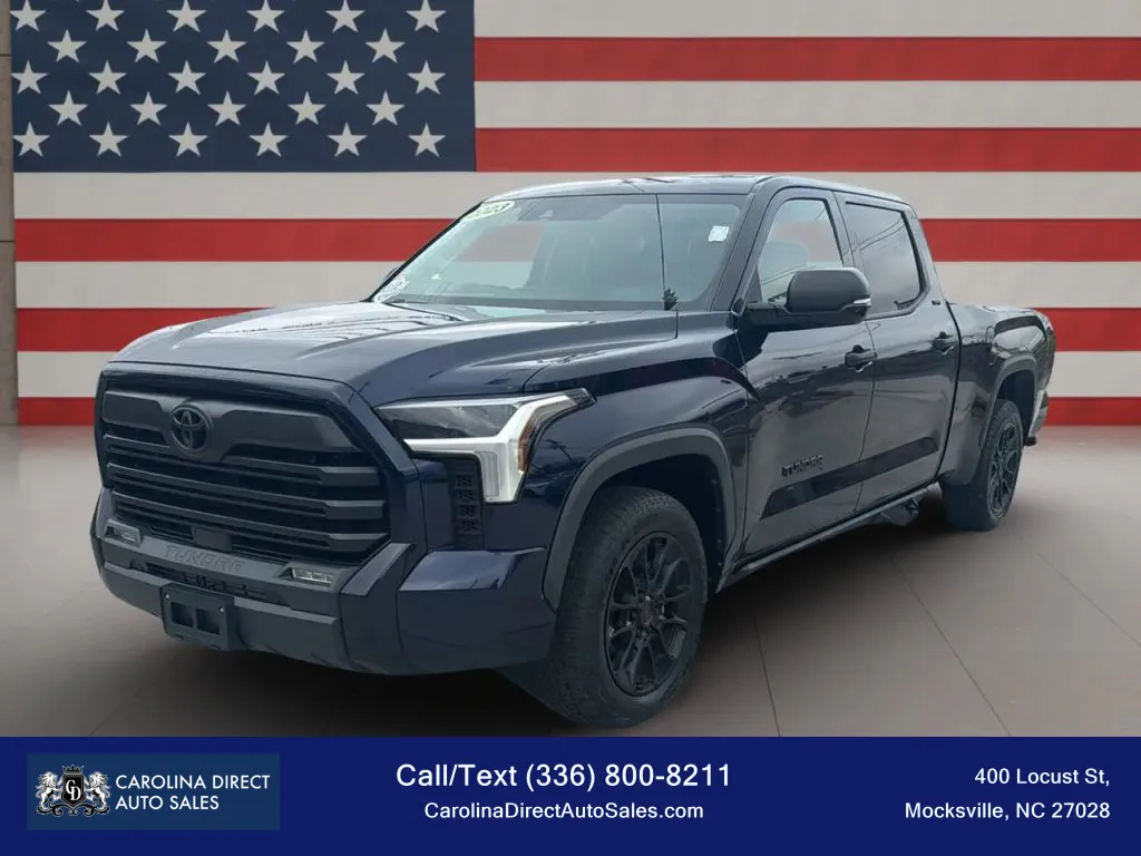 2023 Toyota Tundra SR5's photo