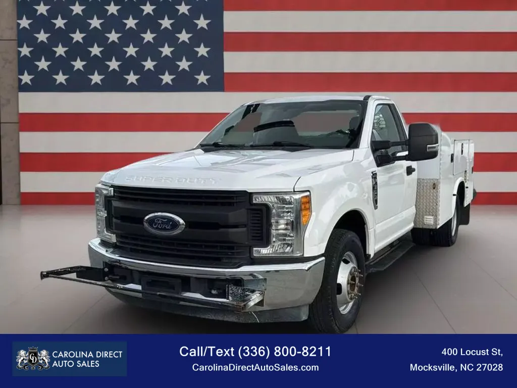 White 2017 Ford F350 Super Duty Regular Cab XL Pickup 2D 8 ft for sale in Mocksville, NC