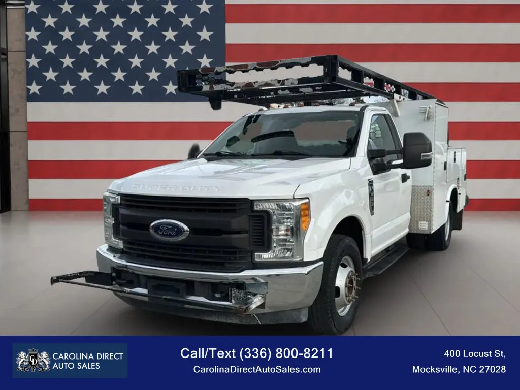 2017 Ford F-350 Super Duty Chassis Cab