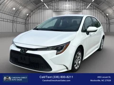 White 2022 Toyota Corolla LE Sedan 4D for sale in Mocksville, NC