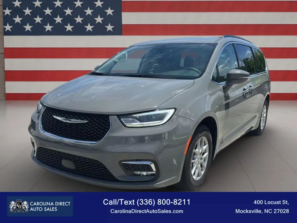 Gray 2022 Chrysler Pacifica Touring L Van 4D for sale in Mocksville, NC