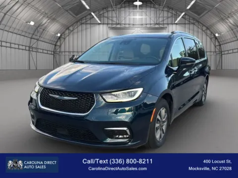Purple 2021 Chrysler Pacifica Hybrid Touring L Van 4D for sale in Mocksville, NC