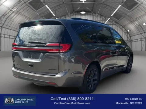 More photos of 2022 Chrysler Pacifica Limited Van 4D at Carolina Direct Auto Sales, NC