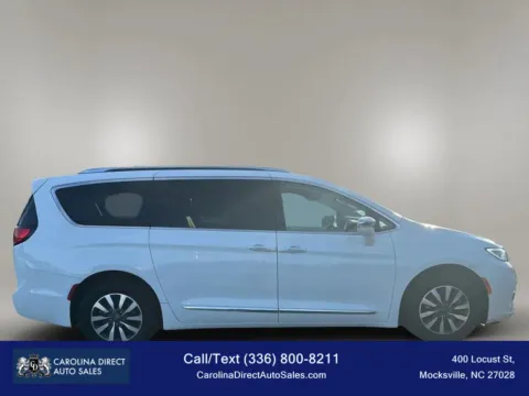 More photos of 2021 Chrysler Pacifica Hybrid Limited Van 4D at Carolina Direct Auto Sales, NC