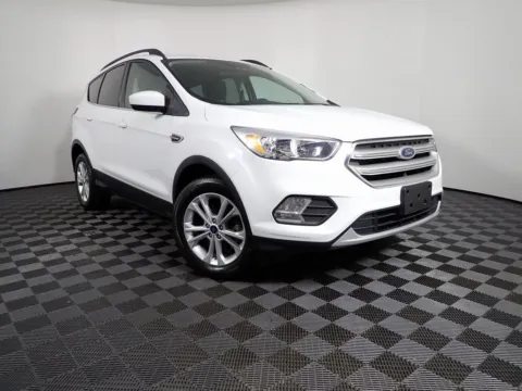 White 2018 Ford Escape SE for sale in Logan, OH