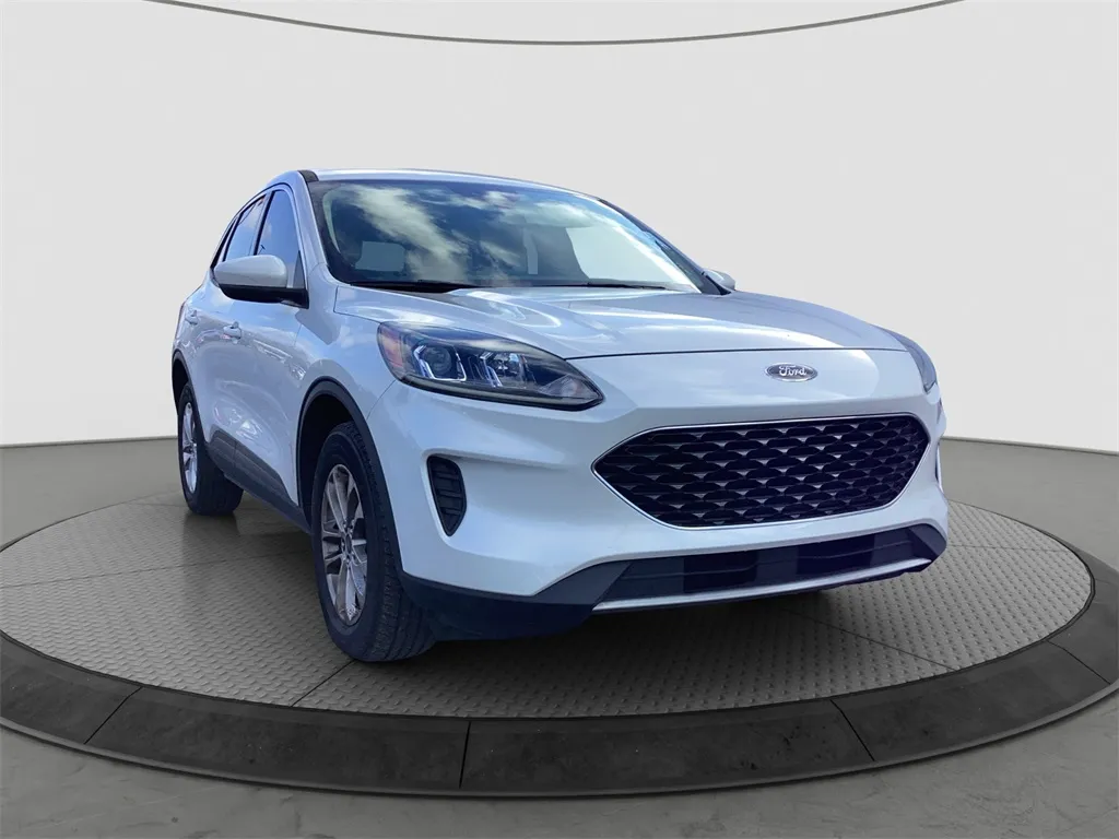 2020 Ford Escape SE for sale in Logan, OH