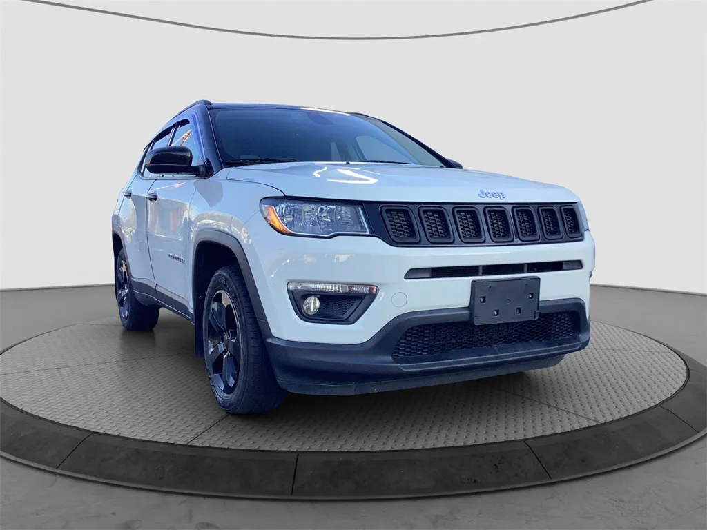 White 2018 Jeep Compass Latitude for sale in Logan, OH