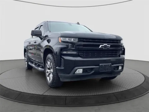 Black 2019 Chevrolet Silverado 1500 RST for sale in Logan, OH