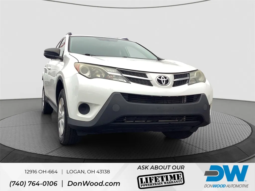 White 2015 Toyota RAV4 LE for sale in Logan, OH