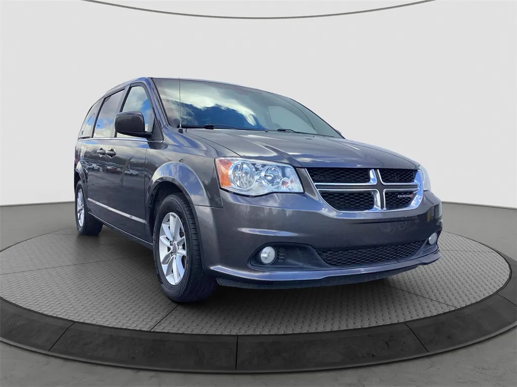 2019 Dodge Grand Caravan SXT for sale in Logan, OH