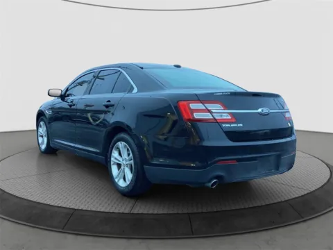 More photos of 2016 Ford Taurus SE at Don Wood Chevrolet, OH