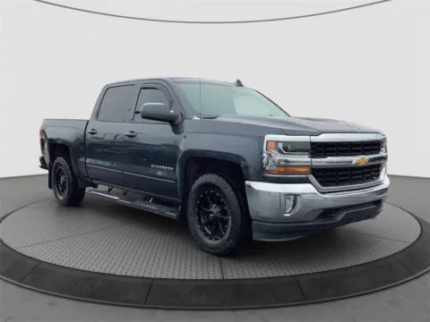 Gray 2018 Chevrolet Silverado 1500 LT for sale in Logan, OH