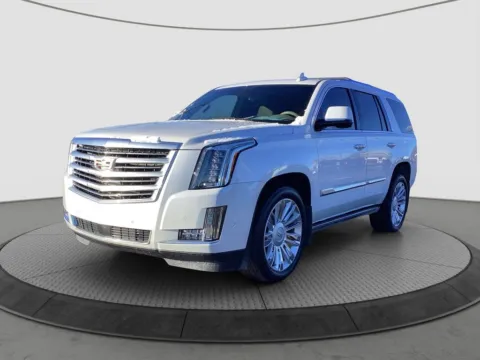 Another view of 2019 Cadillac Escalade Platinum Edition for sale in Logan, OH at Don Wood Chevrolet