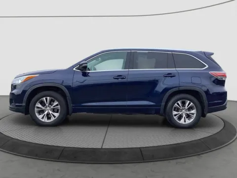 Another view of 2015 Toyota Highlander XLE V6 for sale in Logan, OH at Don Wood Chevrolet
