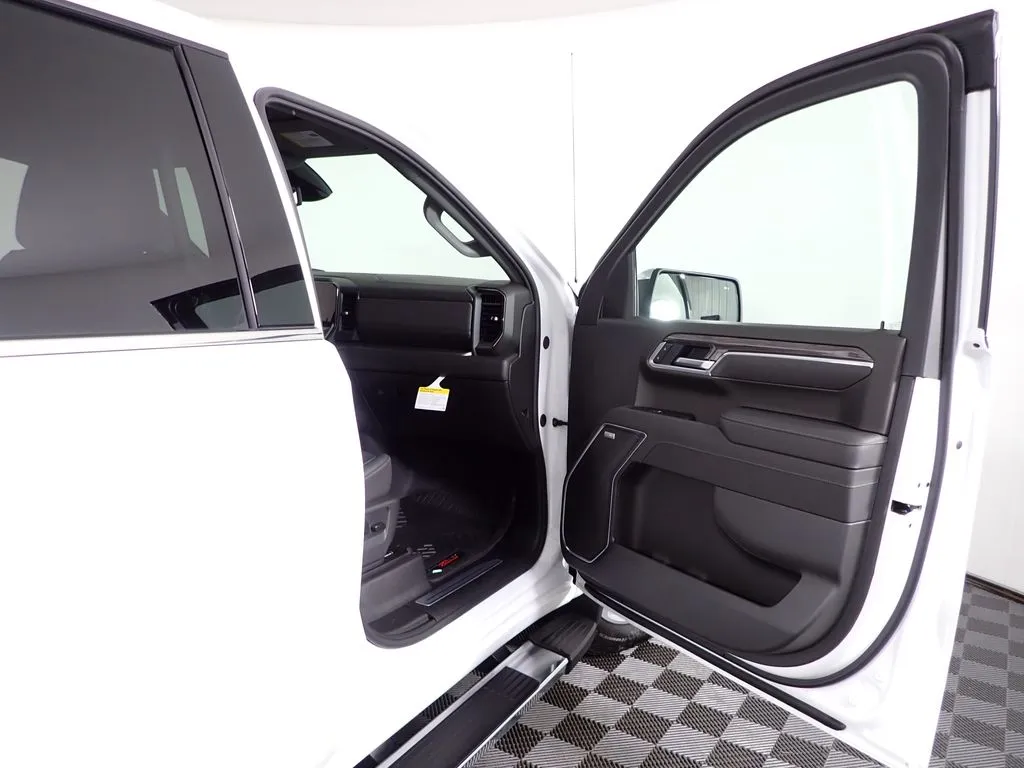 2026 Chevrolet Silverado 1500 LTZ - Photo 34