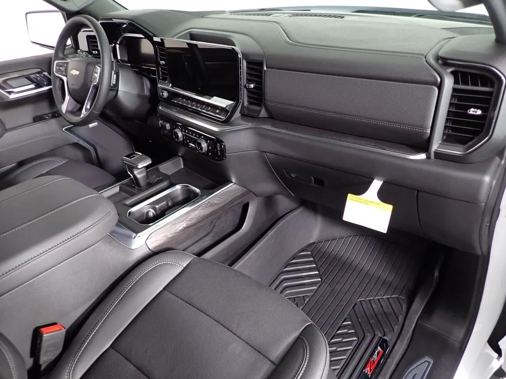 2026 Chevrolet Silverado 1500 LTZ - Photo 36