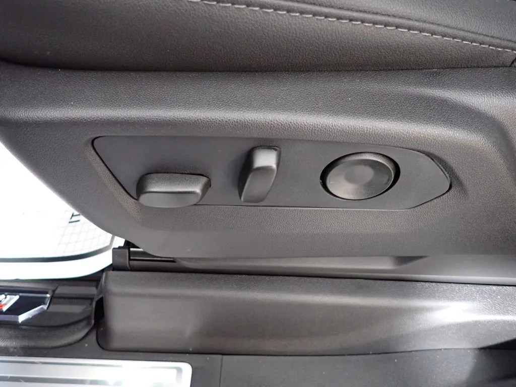 2026 Chevrolet Silverado 1500 LTZ - Photo 22