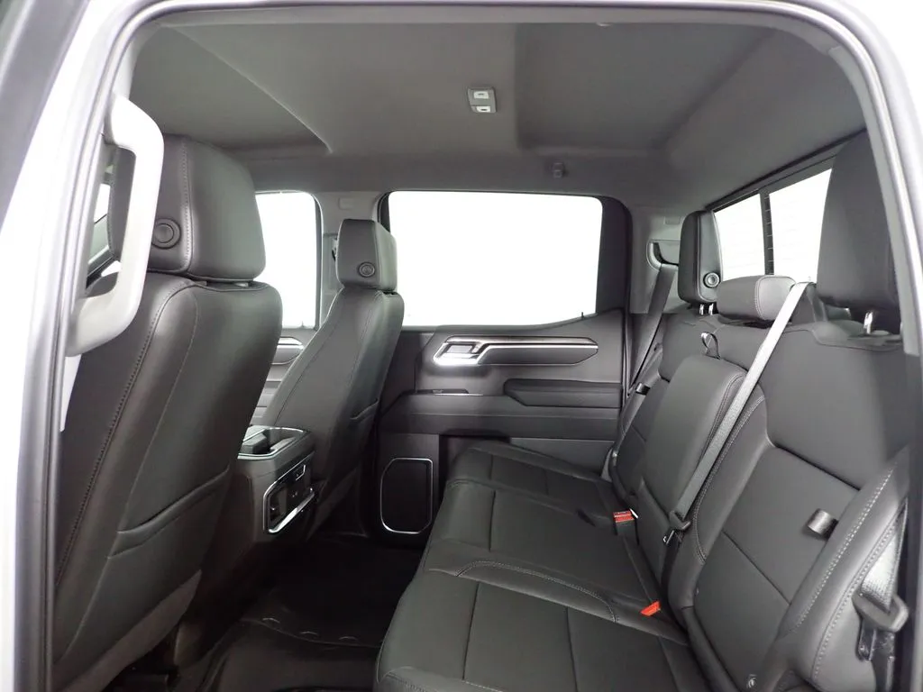 2026 Chevrolet Silverado 1500 LTZ - Photo 30