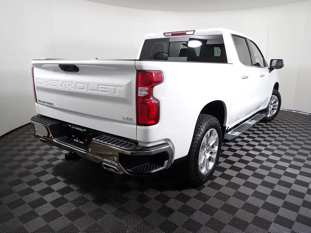 2026 Chevrolet Silverado 1500 LTZ - Photo 16