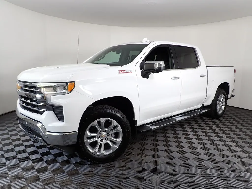 2026 Chevrolet Silverado 1500 LTZ - Photo 11