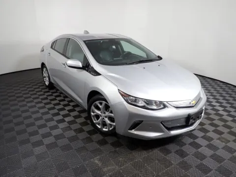 More photos of 2018 Chevrolet Volt Premier at Don Wood Chevrolet, OH