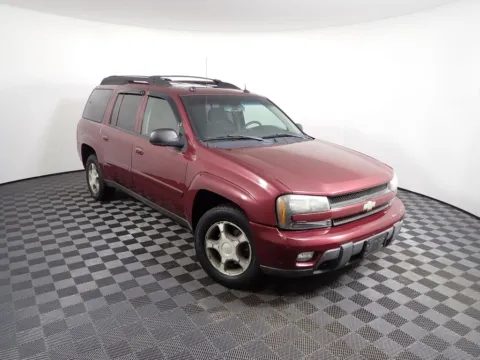 Photos of 2005 Chevrolet TrailBlazer EXT LT for sale in Logan, OH at Don Wood Chevrolet