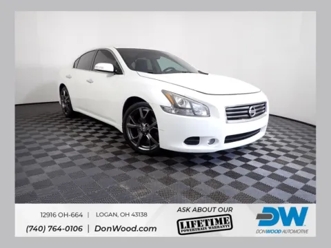 White 2014 Nissan Maxima 3.5 SV for sale in Logan, OH