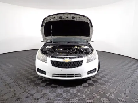 More photos of 2012 Chevrolet Cruze 1LT at Don Wood Chevrolet, OH