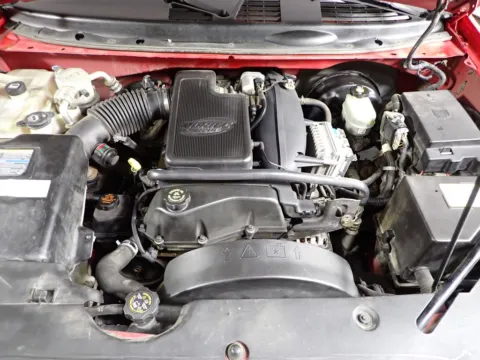 More photos of 2002 Chevrolet TrailBlazer LS at Don Wood Chevrolet, OH