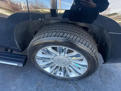 More photos of 2016 Cadillac Escalade Premium at Don Wood Chevrolet, OH