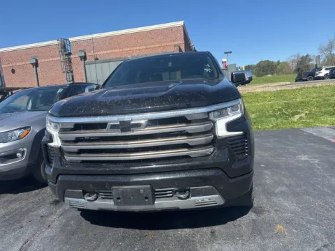 More photos of 2022 Chevrolet Silverado 1500 High Country at Don Wood Chevrolet, OH