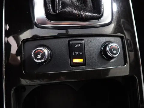 Another view of 2017 INFINITI QX70 AWD for sale in Logan, OH at Don Wood Chevrolet