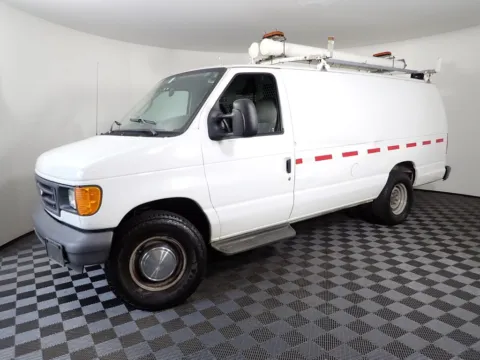 More photos of 2006 Ford E-350SD Commercial at Don Wood Chevrolet, OH