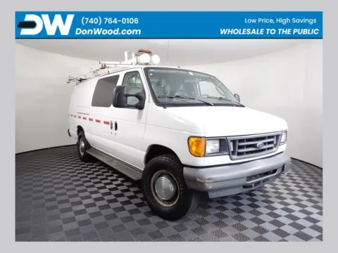 White 2006 Ford E-350SD Commercial for sale in Logan, OH