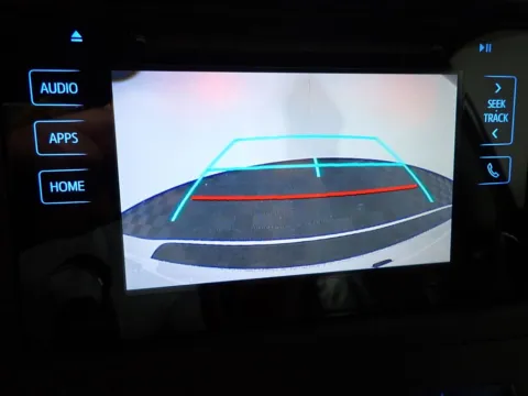 More photos of 2017 Toyota Sienna SE at Don Wood Chevrolet, OH