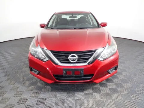 More photos of 2018 Nissan Altima 2.5 SR at Don Wood Chevrolet, OH