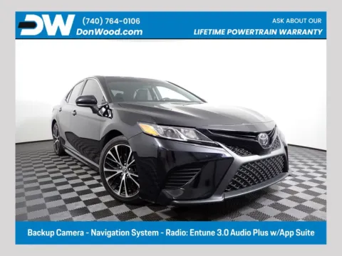 Black 2019 Toyota Camry SE for sale in Logan, OH