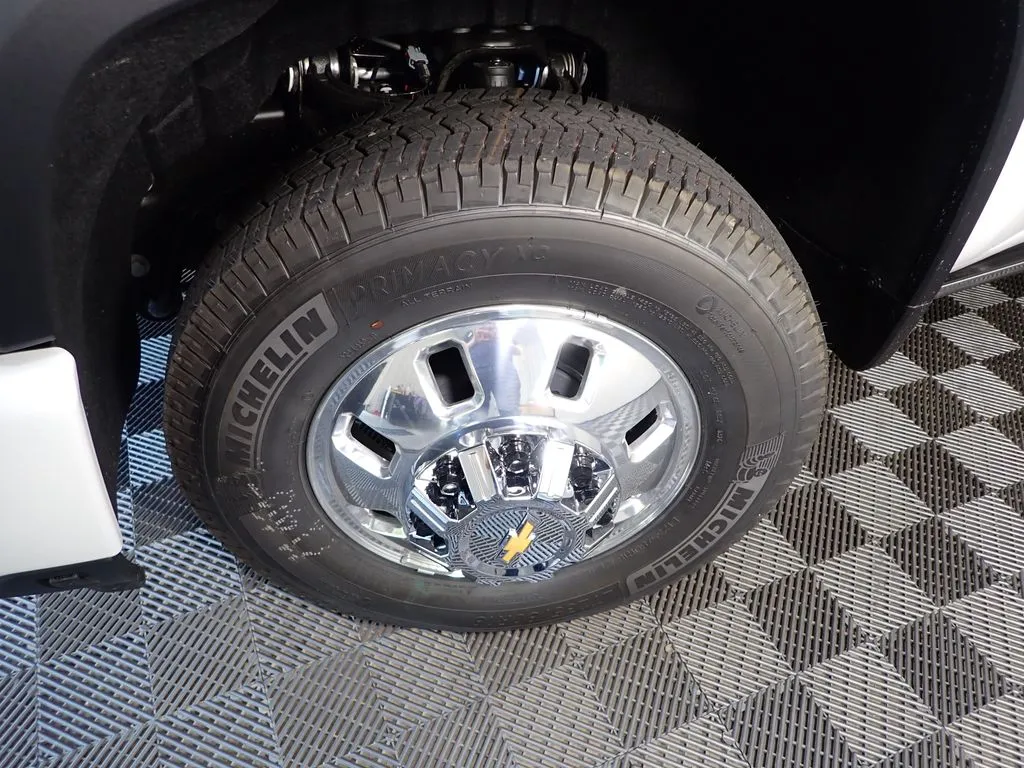2026 Chevrolet Silverado 3500 HD High Country - Photo 41