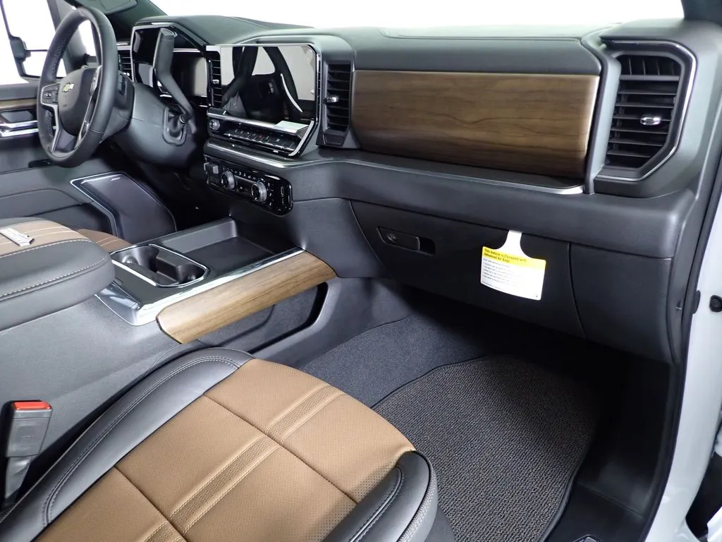 2026 Chevrolet Silverado 3500 HD High Country - Photo 39